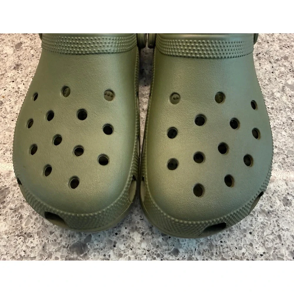 CROCS brand item